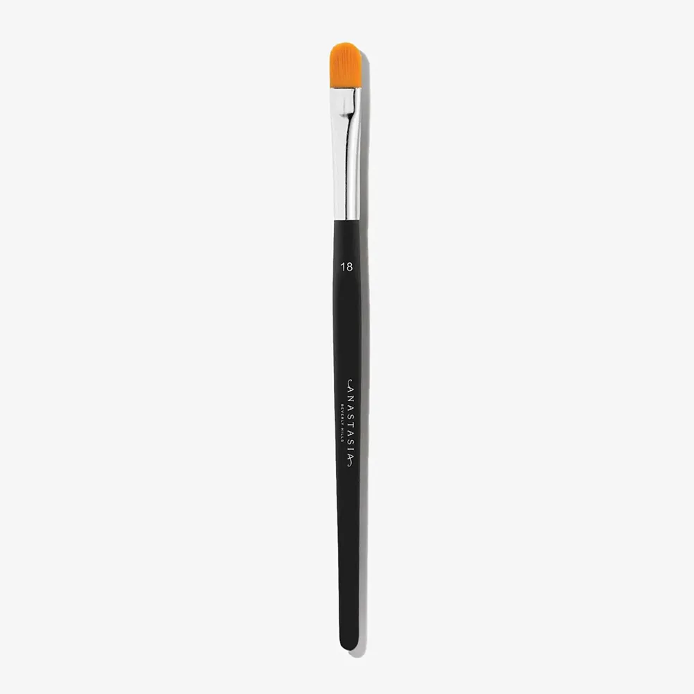 Anastasia Beverly Hills Concealer Brush #18