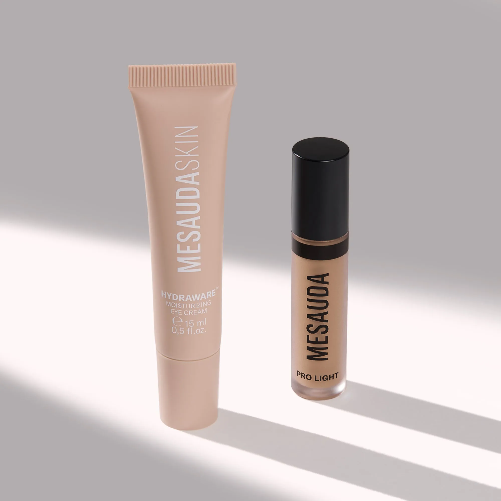 HYDRAWARE + PRO LIGHT CONCEALER