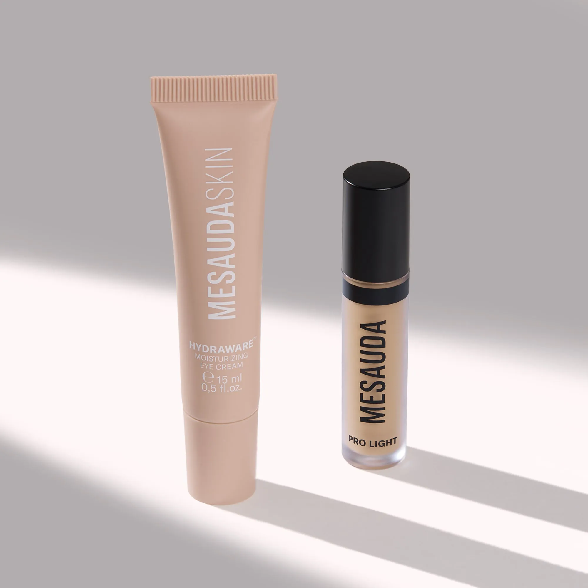 HYDRAWARE + PRO LIGHT CONCEALER