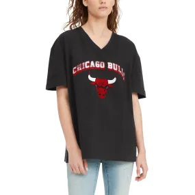 Lids Women's Tommy Jeans Black Chicago Bulls - Ashley Oversize V-Neck T-Shirt