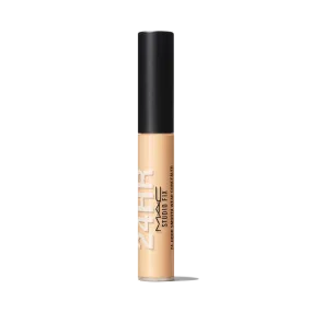 NC30 Studio Fix 24-Hour Smooth Wear Concealer