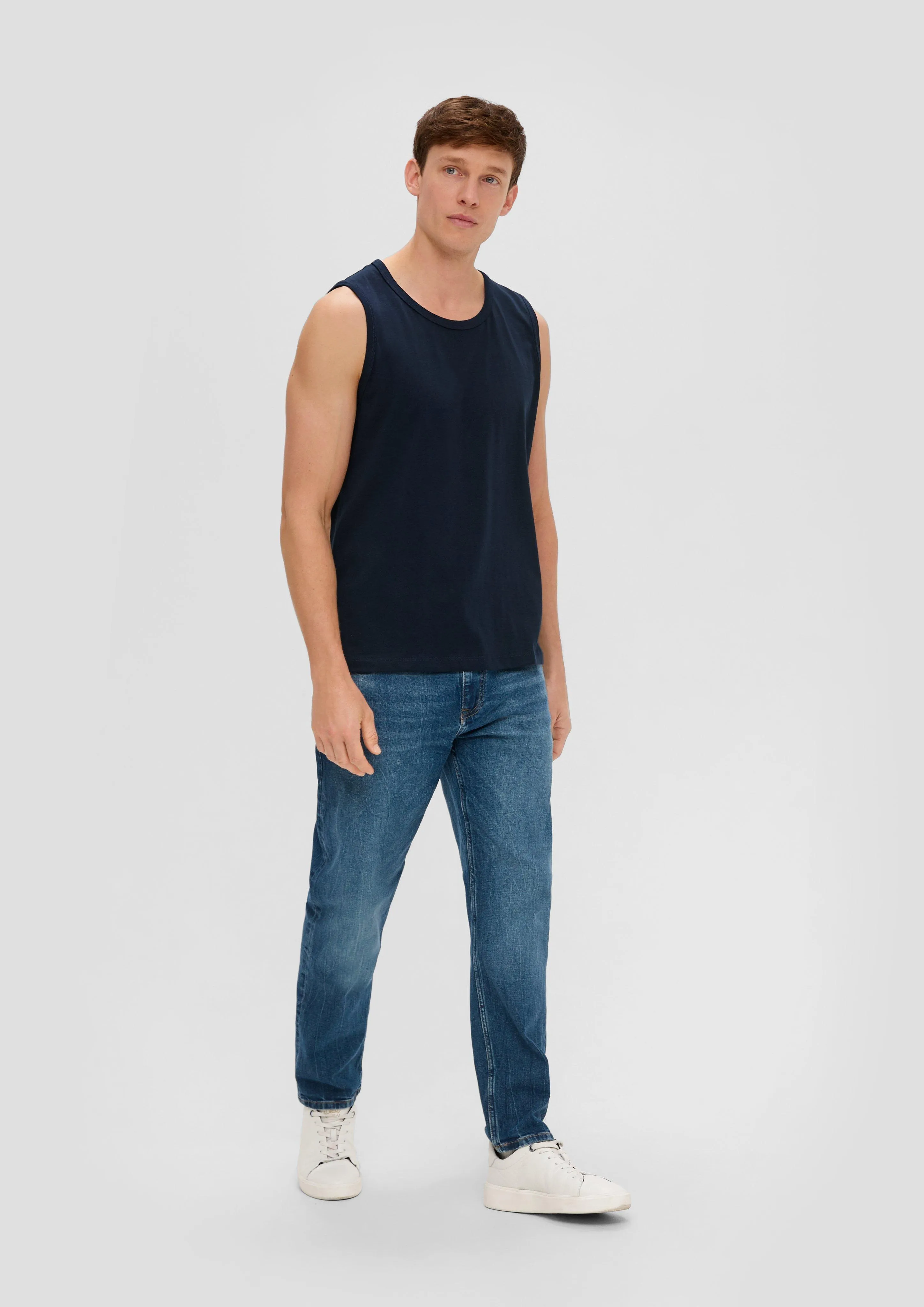 Sleeveless top in a multipack